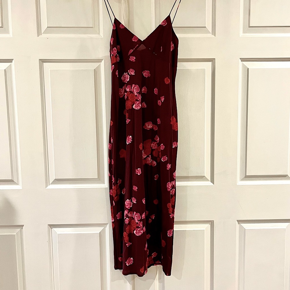 Laundry By Shelli Segal Burgundy Slip Maxi Dress with Pink Rose Print - Picture 3 of 6